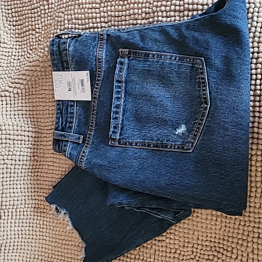 Time & Tru jeans